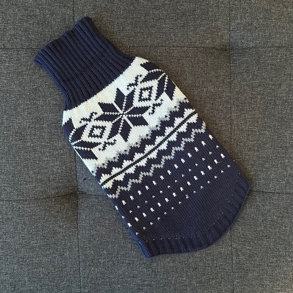 Friends Forever Pet Sweater - Winter style, size small